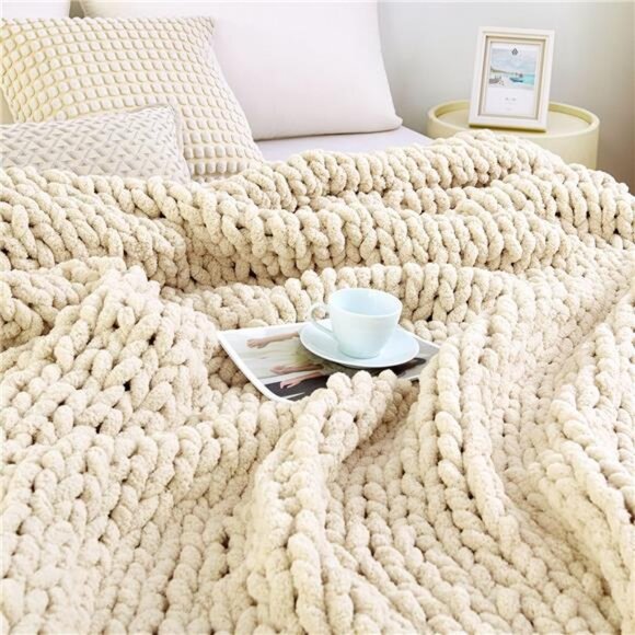 Chunky Knit Blanket Throw 51"x63", 100% Hand Knit Chenille Throw - Picture 3 of 7